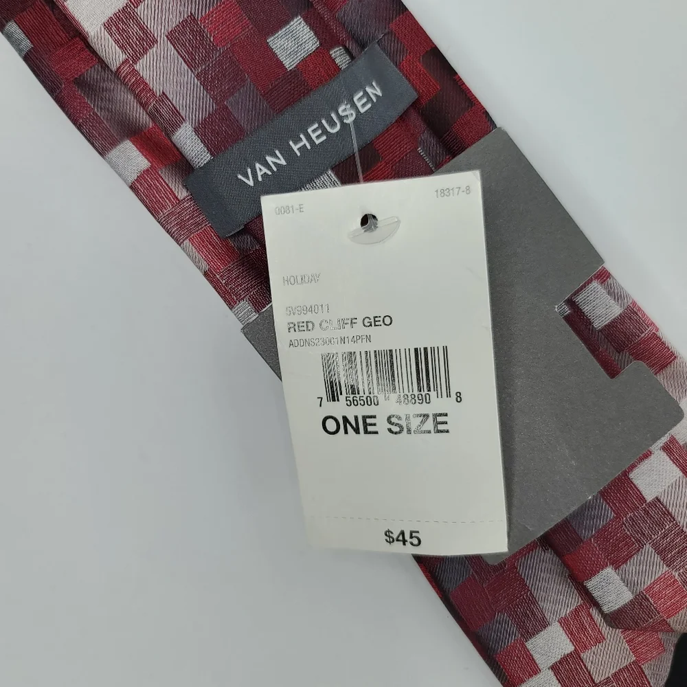 VAN HEUSEN Red / Gray Tie.